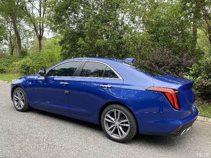 【图】茫茫人海的那一抹蓝,魅惑ct4来报道_凯迪拉克ct4论坛_汽车之家