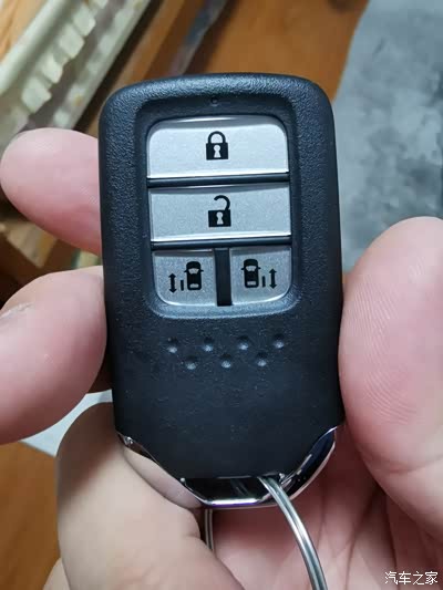 艾力绅提车半月小结