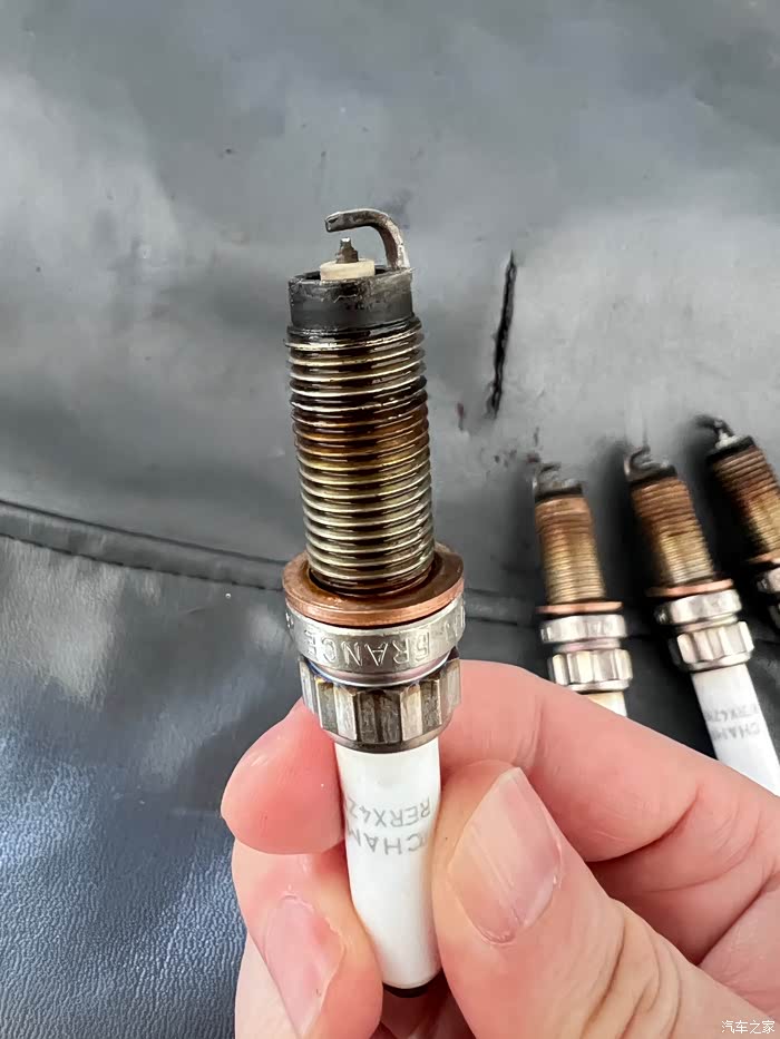 【图】21款x3 17600公里火花塞油渍_宝马x3论坛_汽车之家论坛