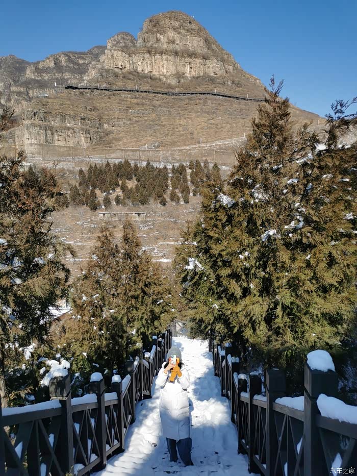 老何狼牙山赏雪景