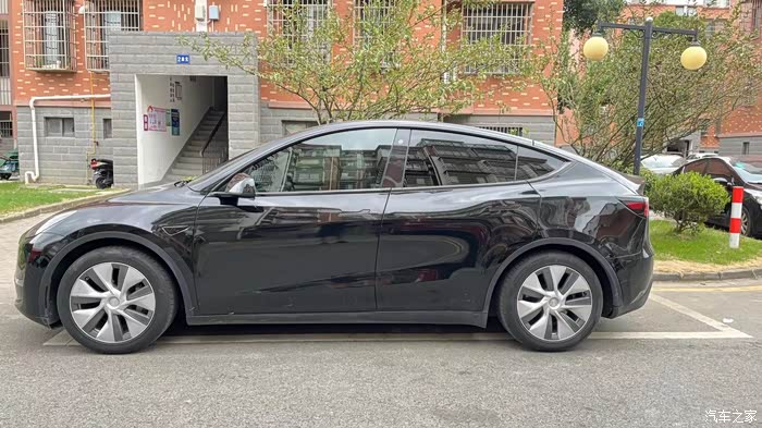 个人卖辆21年特斯拉毛豆y