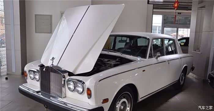 曾经的传说实拍1973年劳斯莱斯银影silvershadow