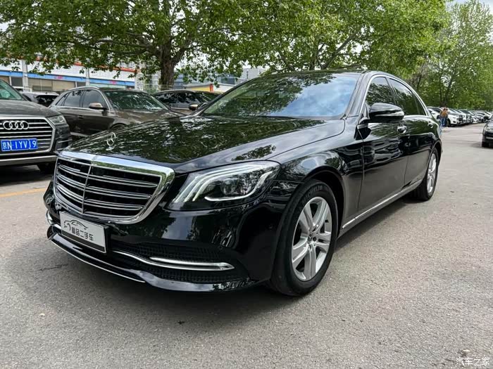 出手一台18年奔驰s级350l
