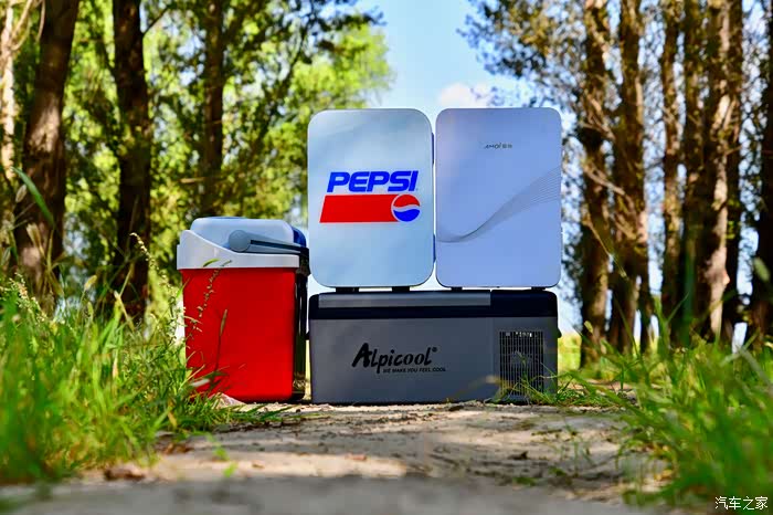 众测横评四箱残杀车载冰箱哪家强四款车载冰箱相爱相杀