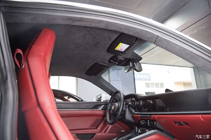 992该有的配置升级alcantara翻毛皮顶棚