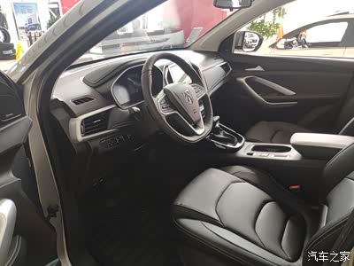 适合一家人的宝骏530