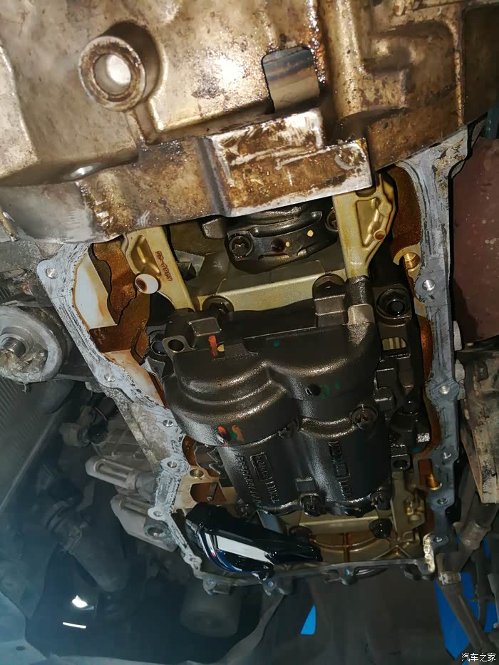 2.5发动机带平衡块!