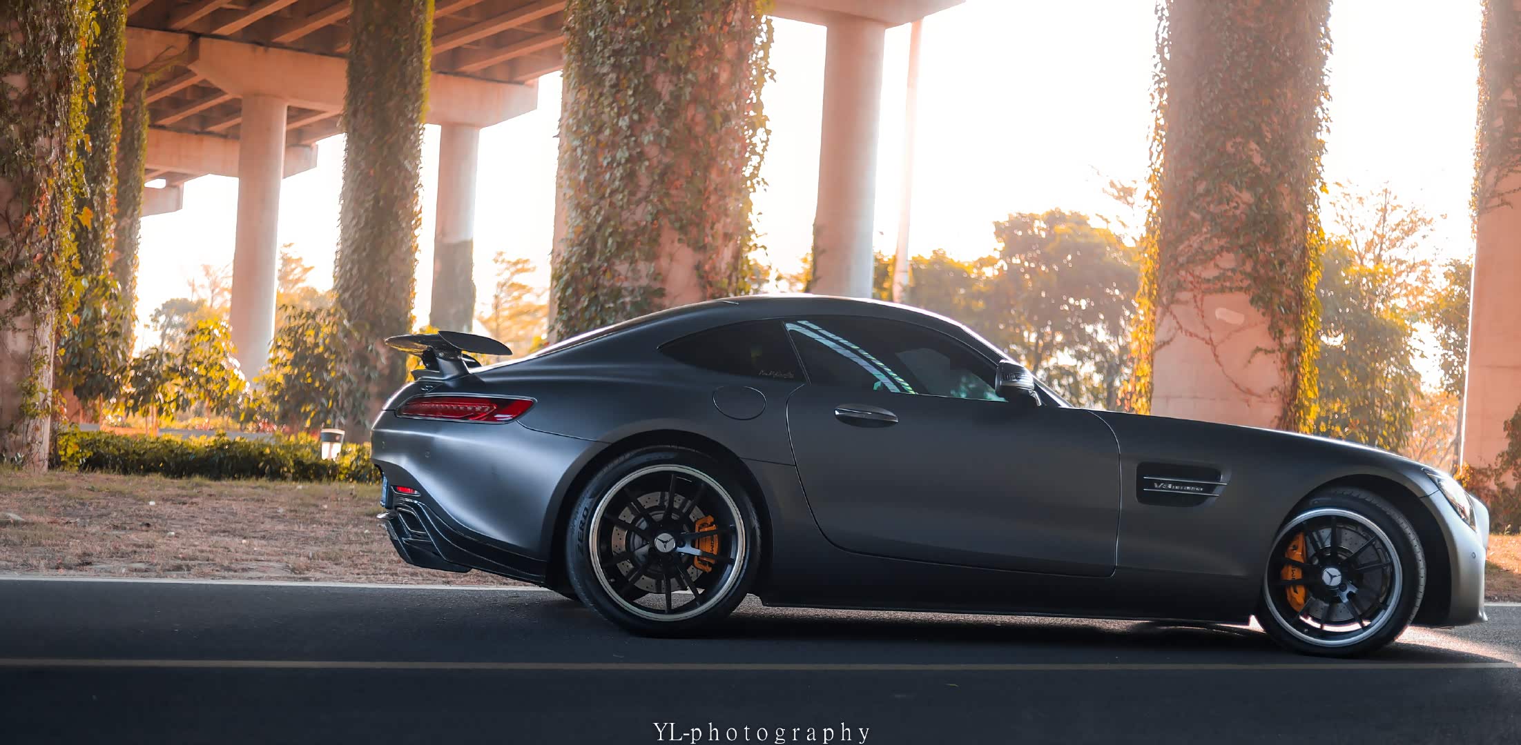 梅赛德斯奔驰amg gt r,就是这么有型