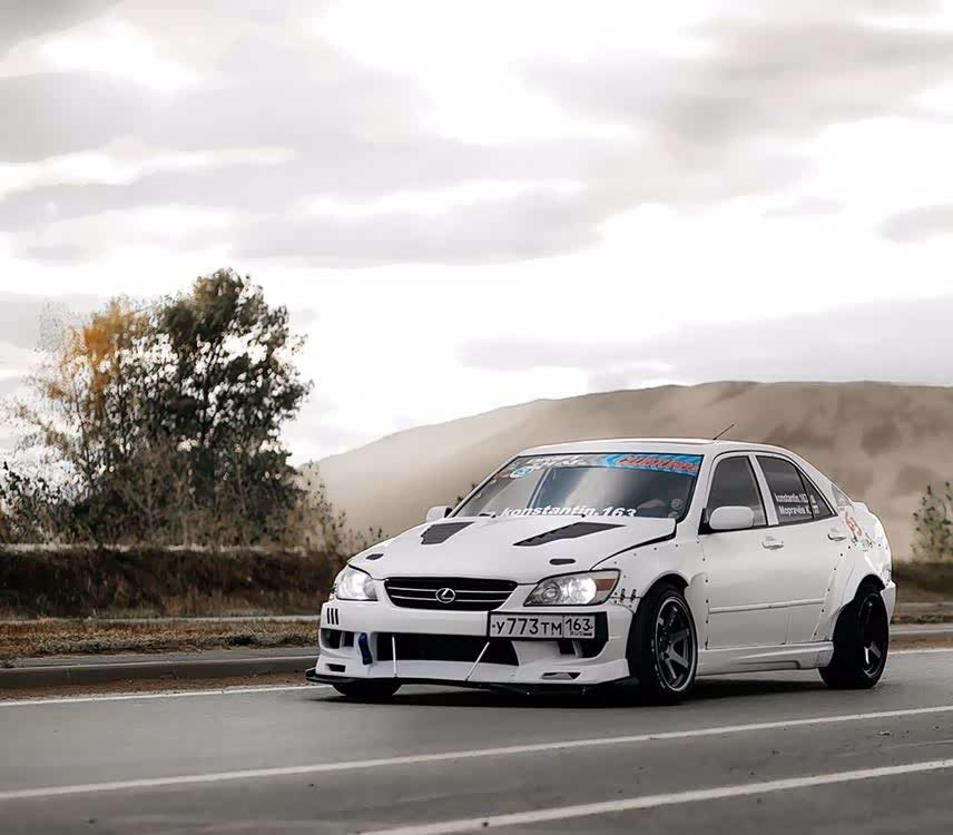 雷克萨斯 is200咬地鲨漂移车,经典耐看喜欢想要