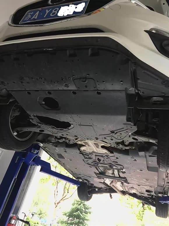 昂克赛拉底盘装甲大概多少钱?