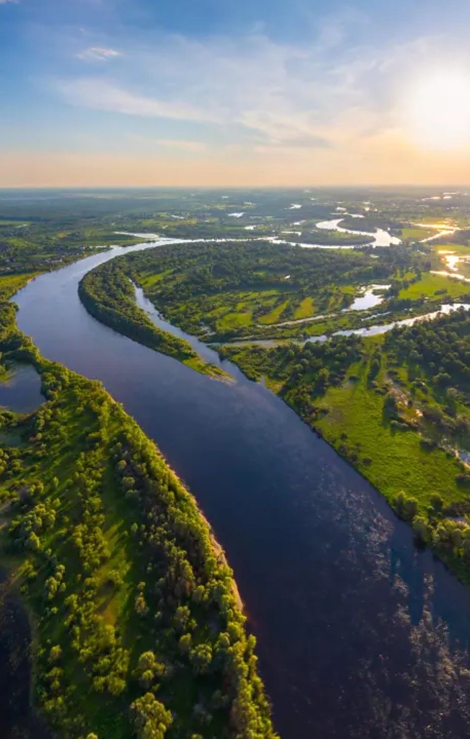 世界最长的河流图片