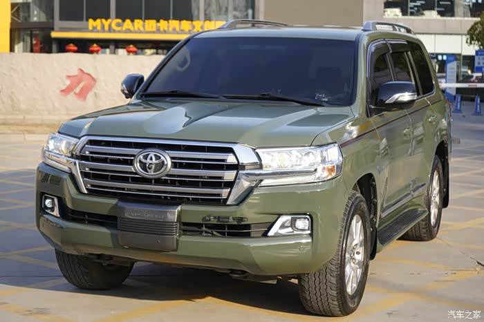 坐标河南郑州兰德酷路泽改军绿色