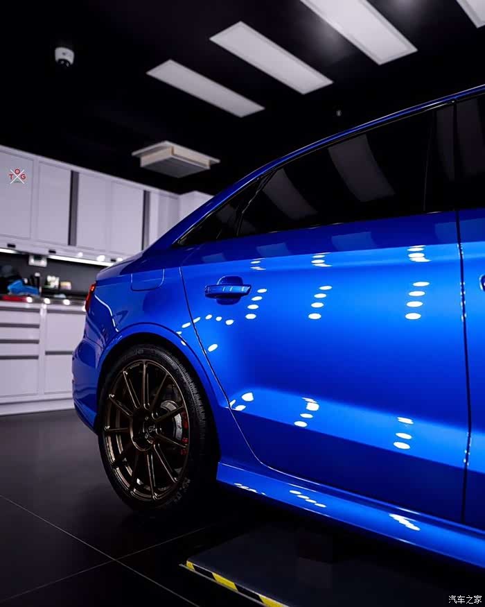 奥迪rs3,这涂装真惊艳