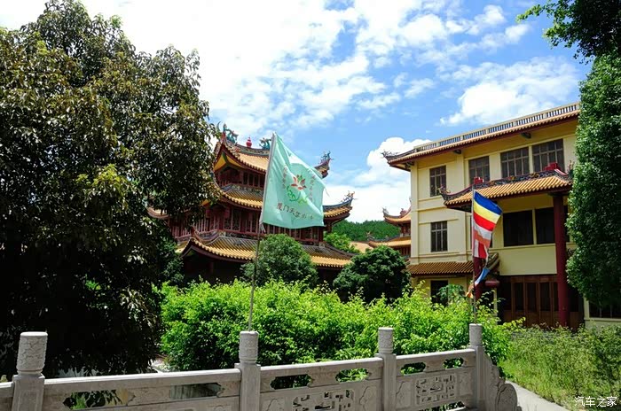 自驾中华v3游厦门仙岳山观音寺拜拜祈福