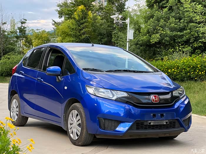 一代神车本田飞度