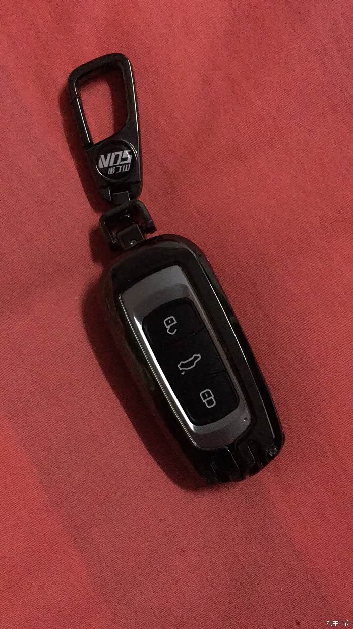 车友们有没有吉利帝豪gs 好看一点的汽车钥匙套
