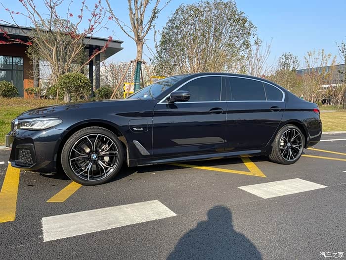 【图】2022 535换19寸轮毂_宝马5系新能源论坛_汽车之家论坛