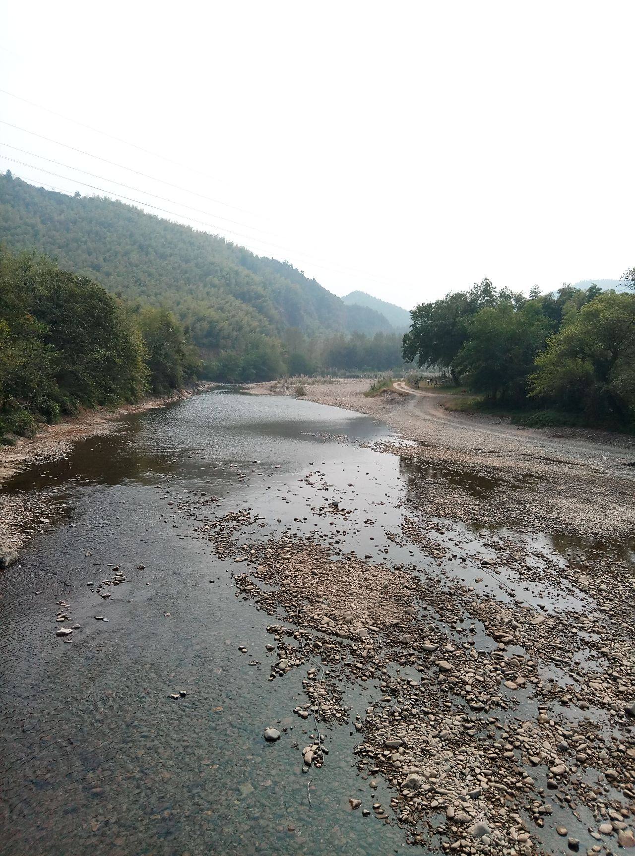 皖南川藏線上月亮灣景區的風景