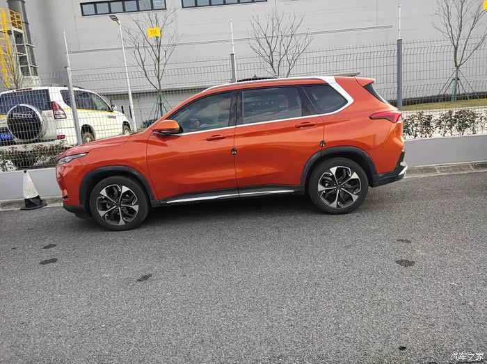 【图】外观内饰,一睹为快,d60养眼_上汽大通maxus d60论坛_汽车之家