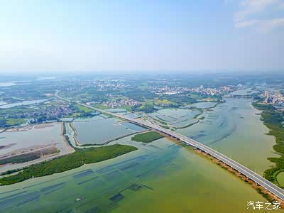 海东快线跨海桥海黑黑附村民养耗桩湛江生蚝非常出名有空来湛江朋友
