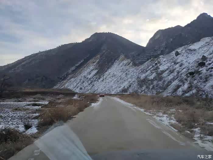 走进深山乡村白土山