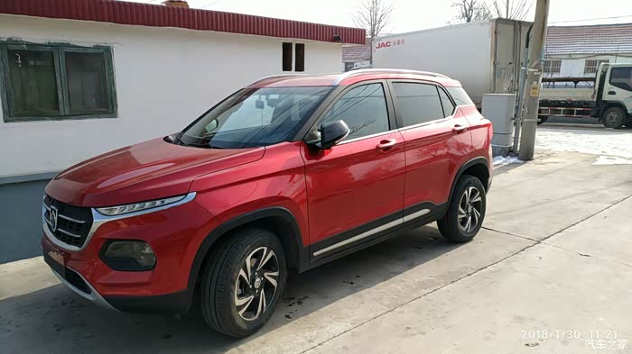 圈里边有买红色的宝骏510吗?