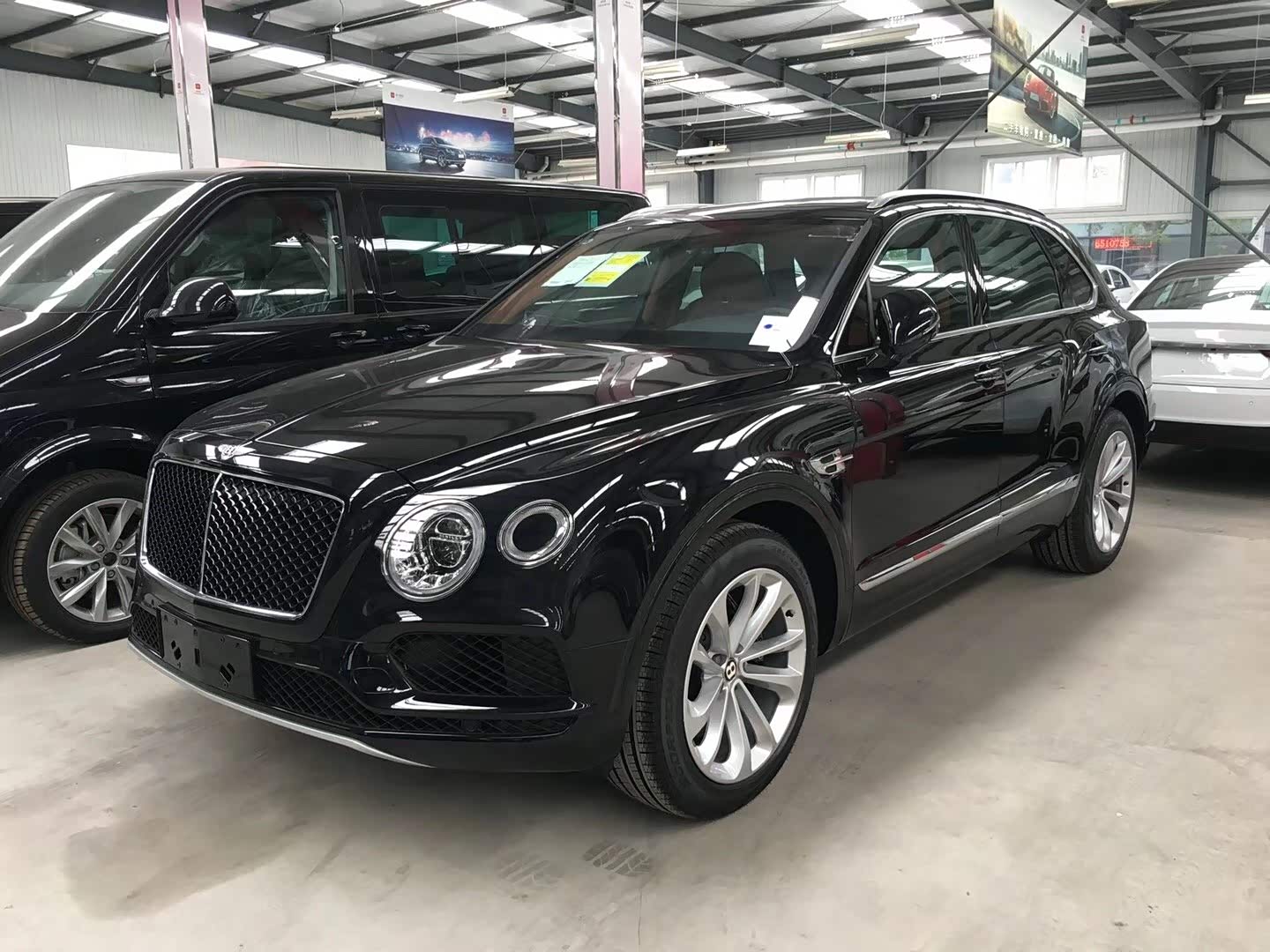 与g63价格相当的添越,更加具有性价比_宾利_手机汽车之家