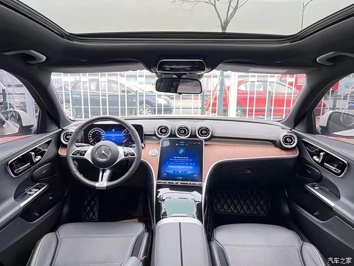 22年6月奔驰c260l立标一手私家车