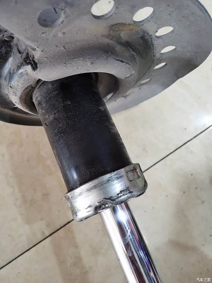 2016款新轩逸减震器问题