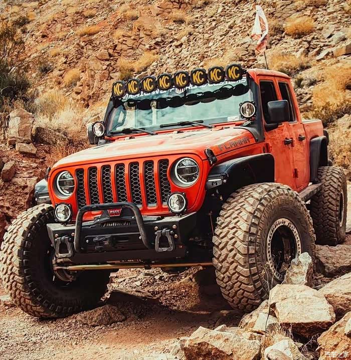 jeep wrangler 牧马人越野车,太能玩了