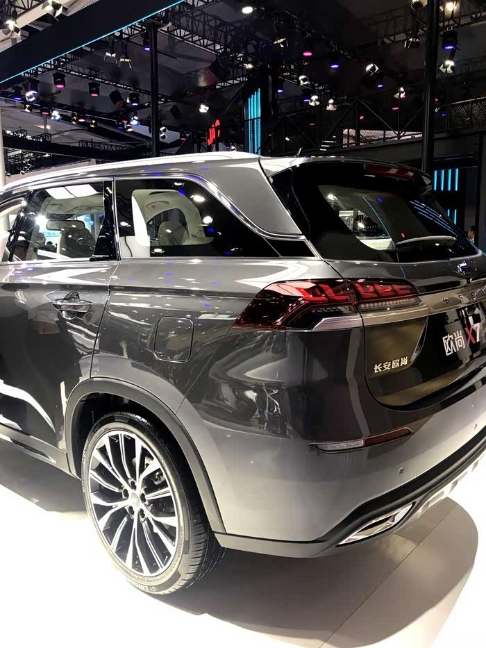 【图】偷得浮生半日闲 广州车展约会准老婆——欧尚x7_长安欧尚x7论坛