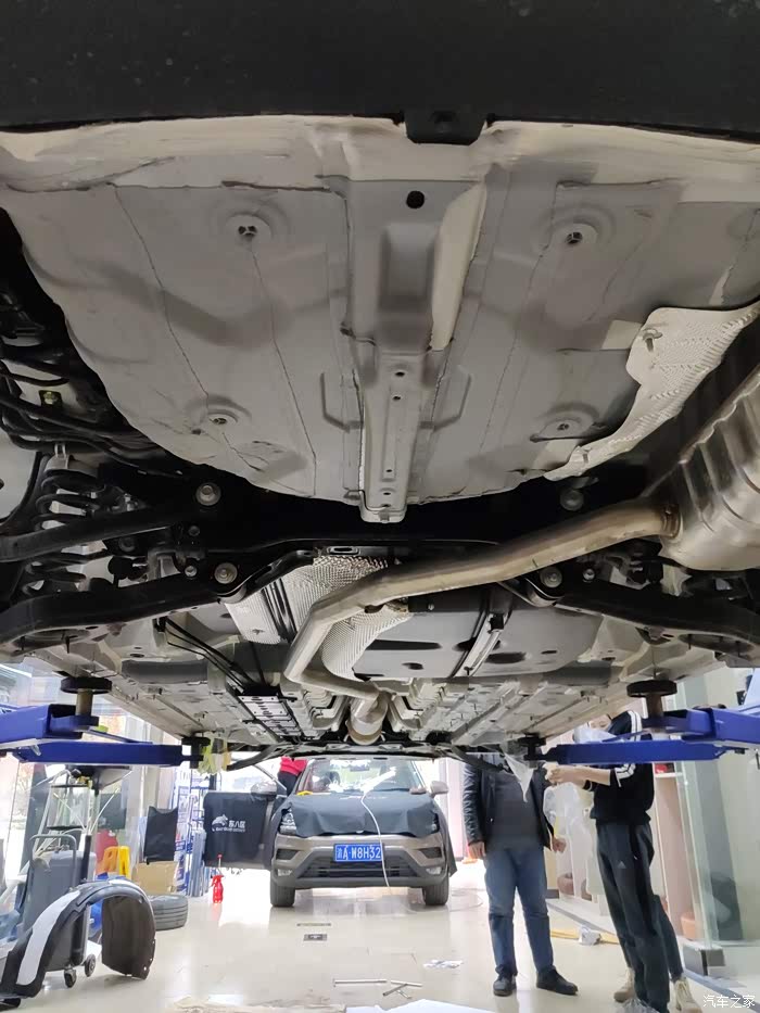 锐程cc喷底盘装甲底盘解析多图