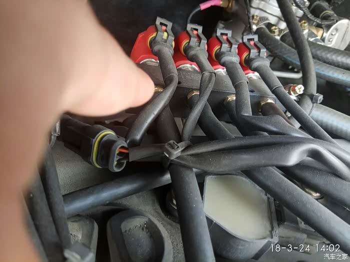 改完动力损失就一点点. 跑了60多公里故障灯亮,1.混合比稀2.缸