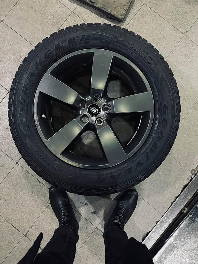 【图】卫士原厂轮胎倍耐力scorpion zero_路虎卫士论坛_汽车之家论坛