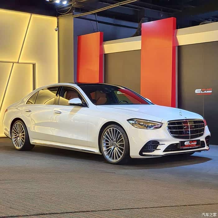 【图】白色的新款s500,嗯,感觉还是在_奔驰s级论坛_汽车之家论坛