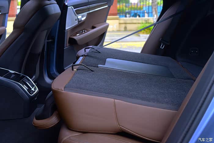 【图】s60后排座椅怎么放倒?_沃尔沃s60论坛_汽车之家论坛