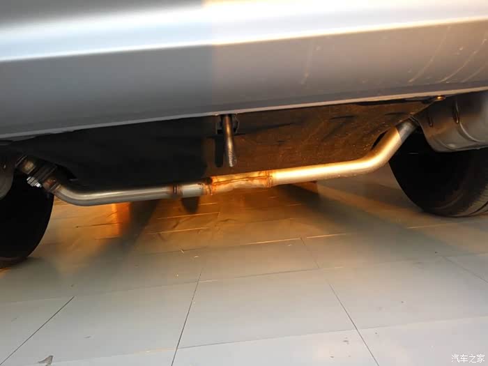 【图】新车烟筒生锈正常吗_本田cr-v论坛_汽车之家论坛