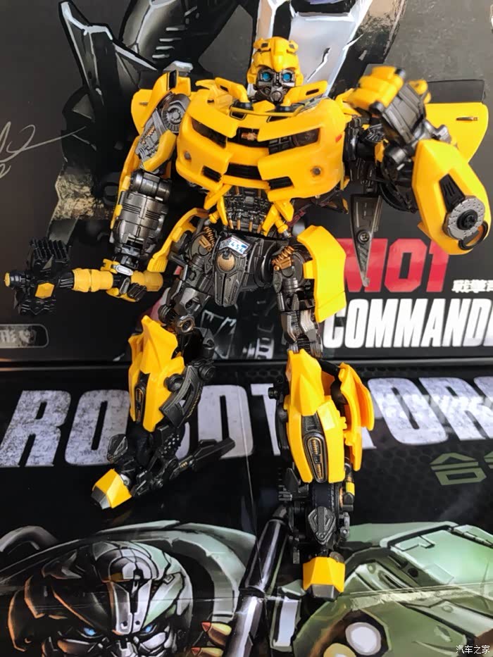 l汽车人里勇敢的侦察兵lt01大黄蜂鉴赏