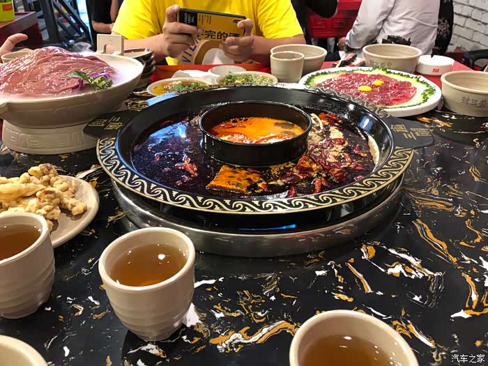 美食打卡过三关老火锅