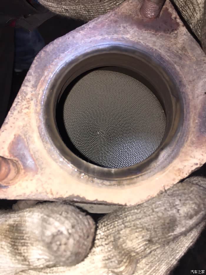 奥三更换三元催化器与氧传感器