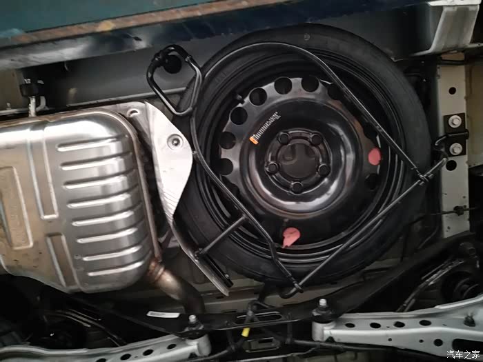 备胎被藏在这里了!