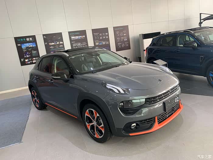 世间美好与你环环相扣入手奥迪q2l纳诺灰