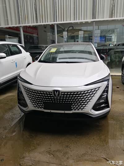 长安最上档次的车～unit