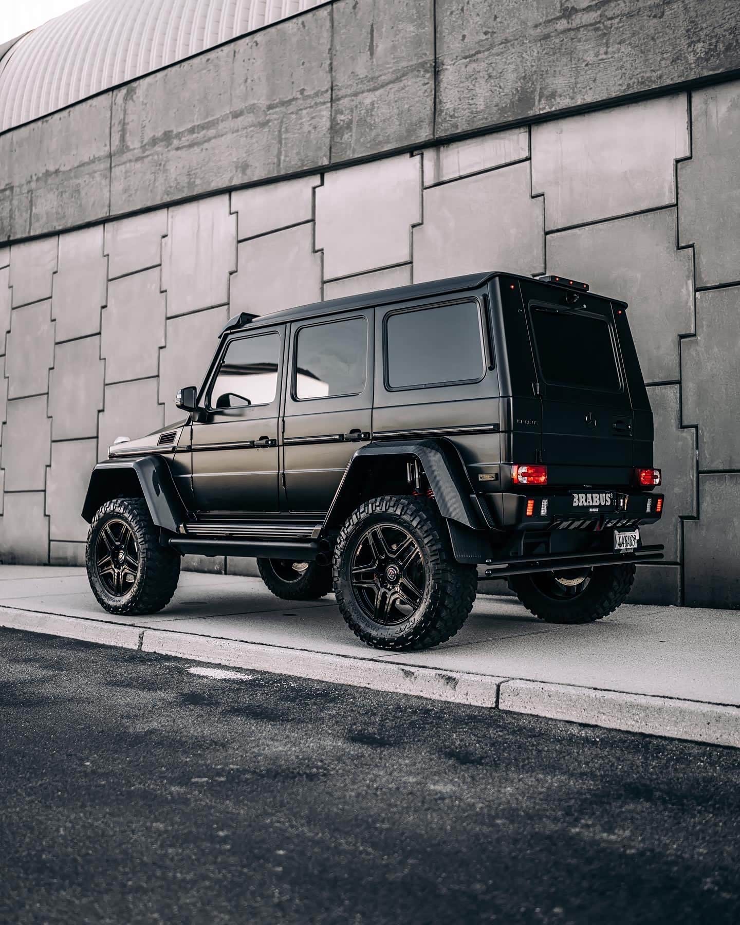 图 brabus g500 4x4 威武霸气.
