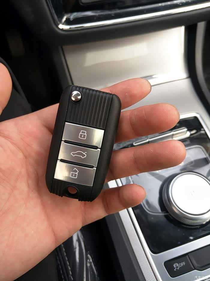 春分出游我有荣威ei6终于提车了