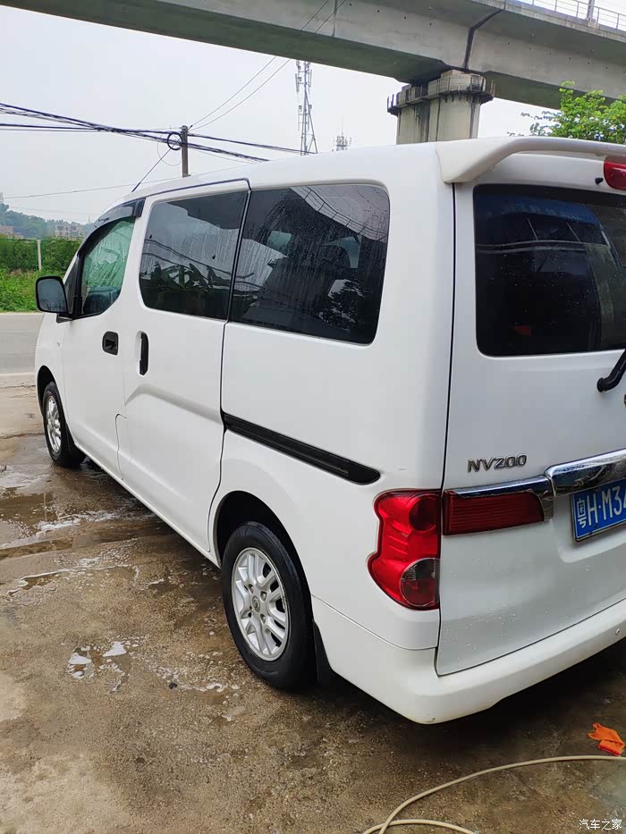 日产郑州nv200自动波换手波,也没有想换的?