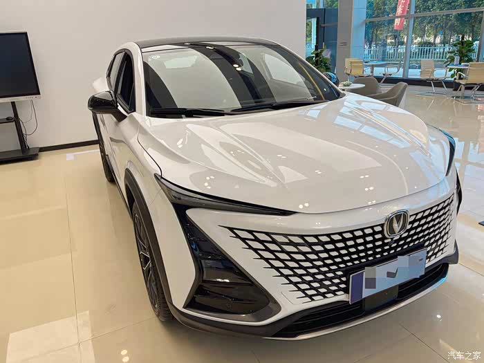 【图】unit到店实拍,还是月光白好看_长安uni-t论坛_汽车之家论坛