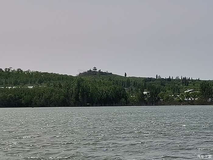 春风十里泛舟湖上荆山水库游记