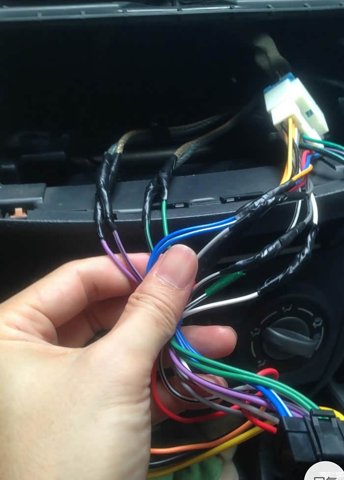 求这种白色尾插链接