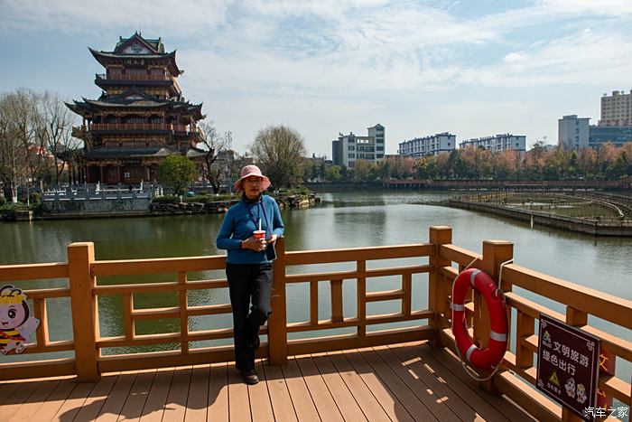 20:02:30 早春二月邂逅罗平古十景之一的太液湖 太液湖公园位于罗平